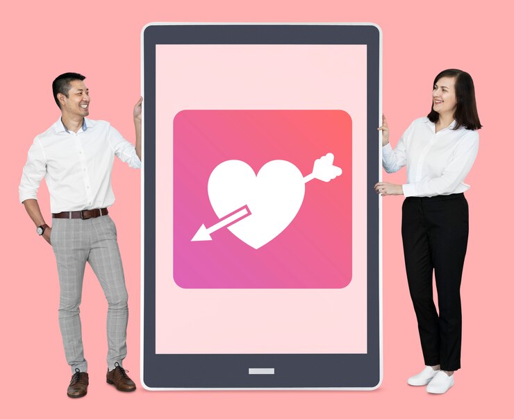 Finding Love Online: How Digital Platforms Are Redefining Romance
